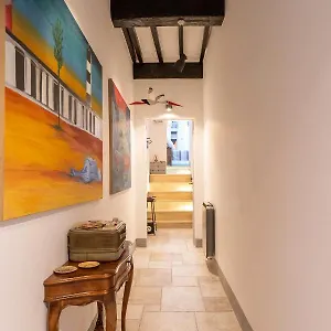  Gasthuis Manillahouse